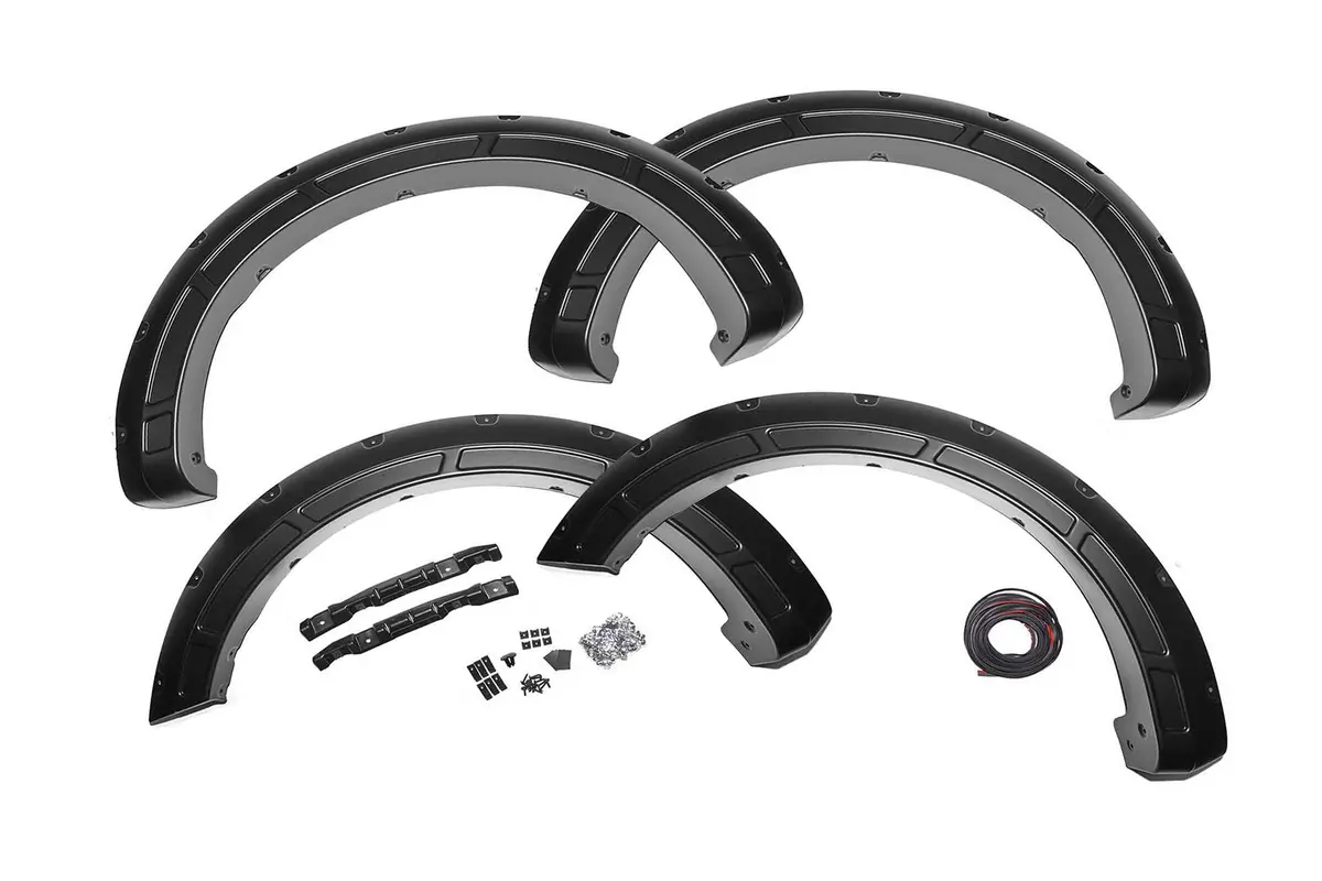 Defender Pocket Fender Flares | Ford F-150 2Wd/4Wd | 2015-2020 | Rough Country | A-F11811 1