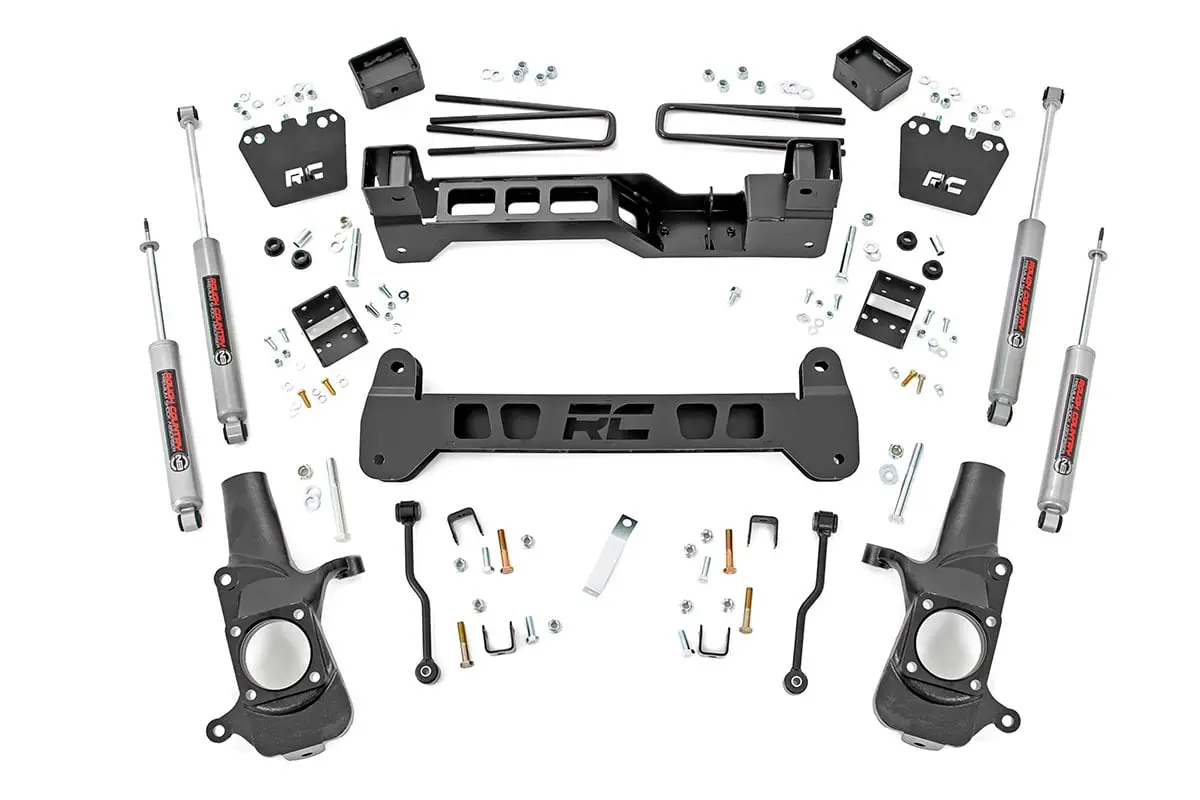 6 Inch Lift Kit | Chevrolet Silverado/Gmc Sierra 2500Hd 2Wd | 2001-2010 | Rough Country | 220N3a 1