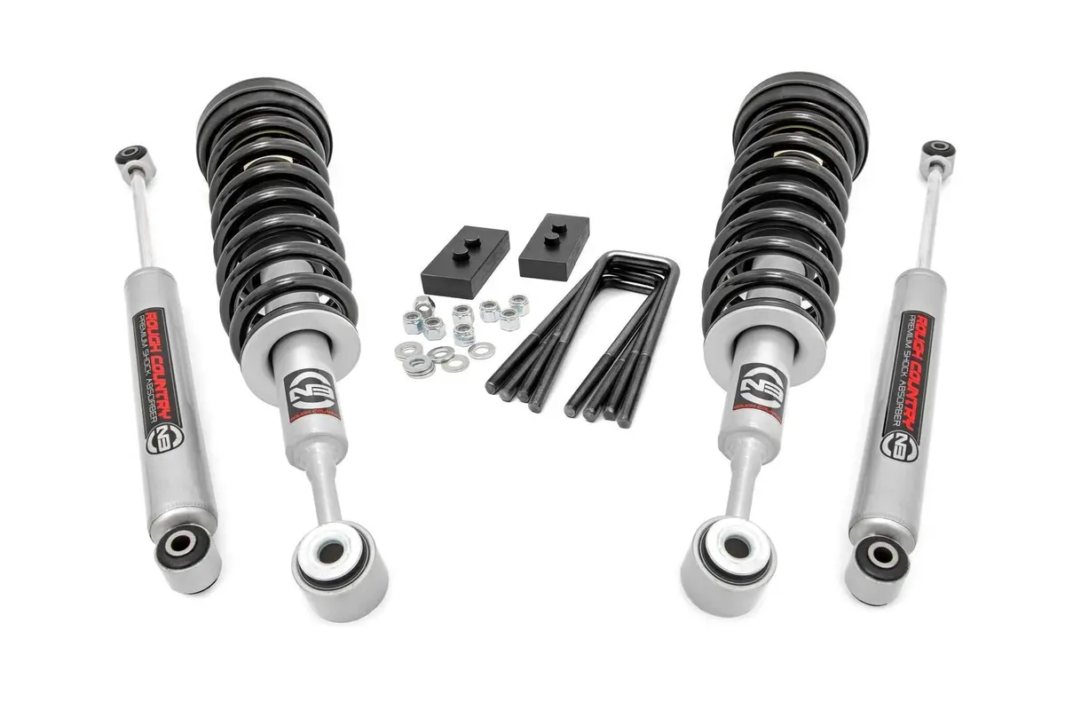 2.5 Inch Lift Kit | N3 Struts/N3 | Ford F-150 2Wd/4Wd | 2004-2008 | Rough Country | 57031 1