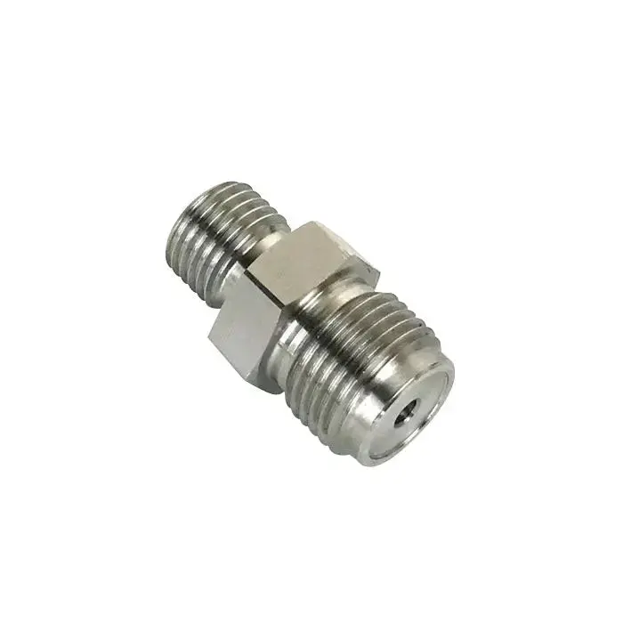 Fleece Performance 6.7L Cummins Fuel Rail Fitting Adapter 14Mmx1.5 To 18Mmx1.5 3.5Mm Id Fpe-34197 1