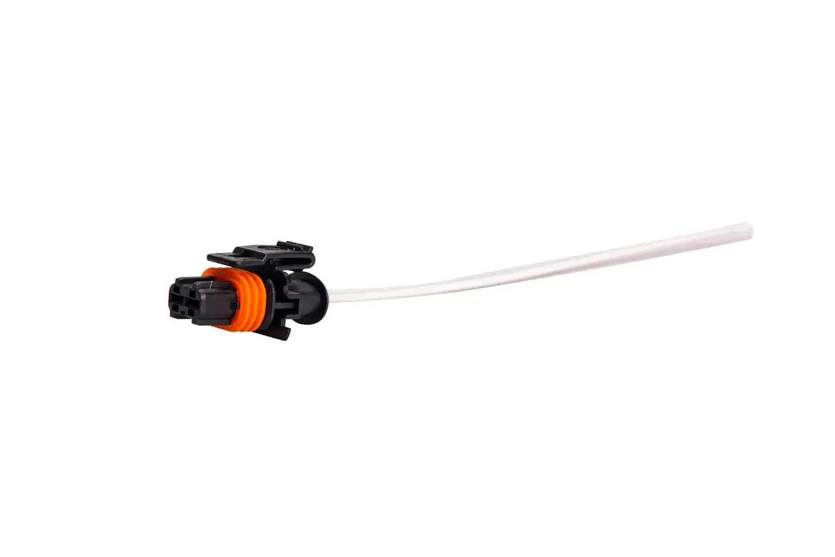 Fleece Performance Fuel Pressure Regulator And Multiuse Pigtail Fpe-Har-Fpr-Pt 1