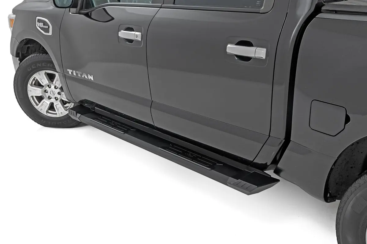Hd2 Running Boards |Crew Cab | Nissan Titan 2Wd/4Wd |2004-2021 | Rough Country | Srb041785a 2