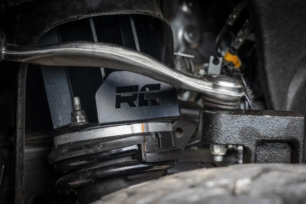 6 Inch Lift Kit | Adaptive Ride Control | Gmc Sierra 1500 | 2021-2022 | Rough Country | 29900 2