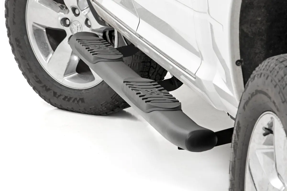 Oval Nerf Step | Crew Cab | Black |Ram 1500/2500/3500 | 2009-2022 | Rough Country | 21003 1