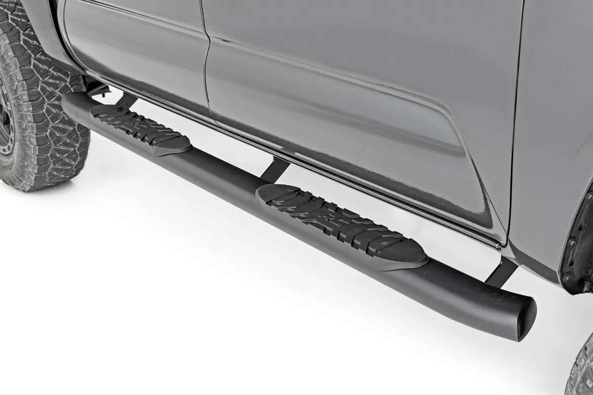 Oval Nerf Step | Double Cab | Black | Toyota Tacoma 2Wd/4Wd | 2005-2022 | Rough Country | 21008 1