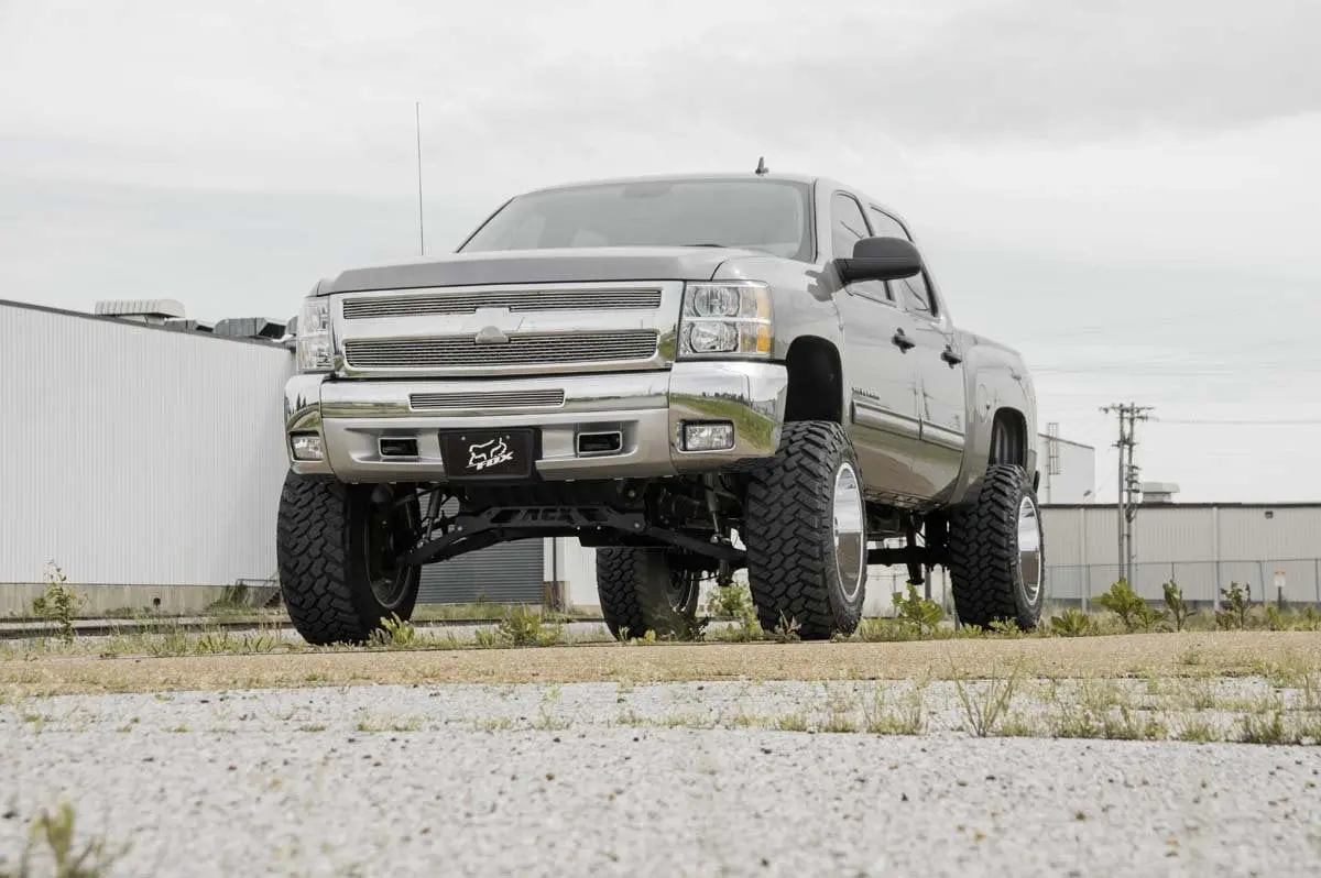 7.5" Lift Kit | N3 Struts | Chevrolet Silverado/Gmc Sierra 1500 | 2007-2013 | Rough Country | 26431 1