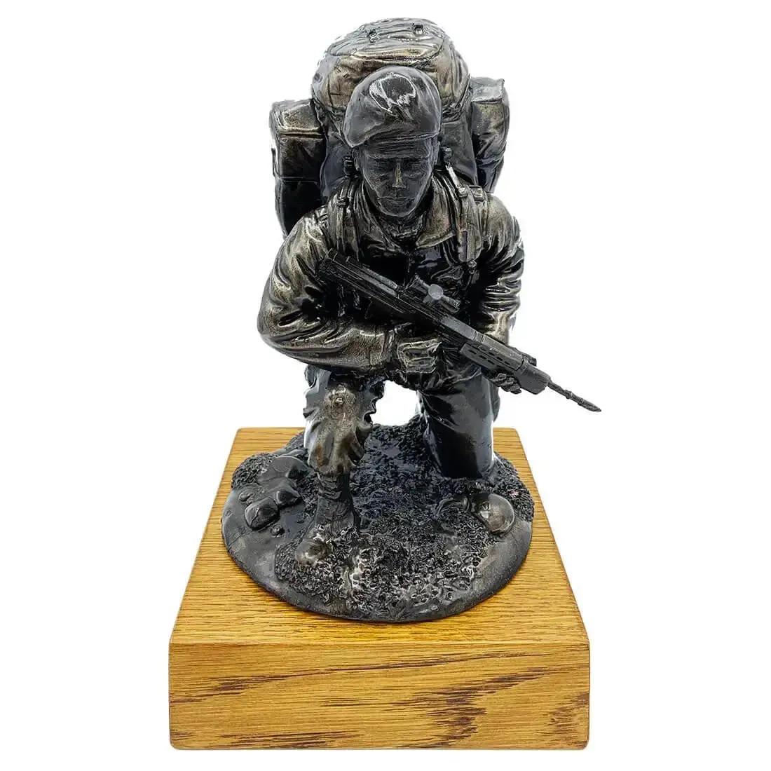 Kneeling Combat Figure With Beret Bronze Resin Statue 1