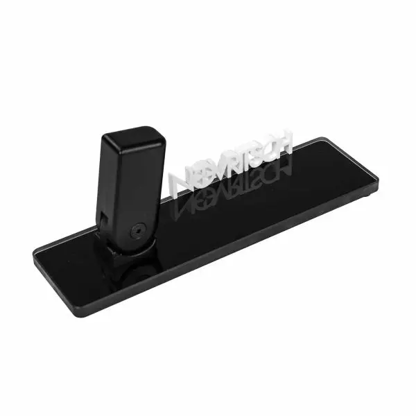Novritsch Pistol Stand 1