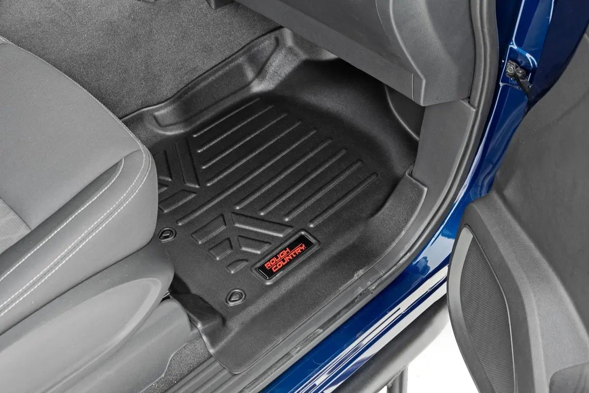 Floor Mats | Fr & Rr | Crew Cab | Nissan Titan /Titan Xd | 2017-2021 | Rough Country | M-81712 2