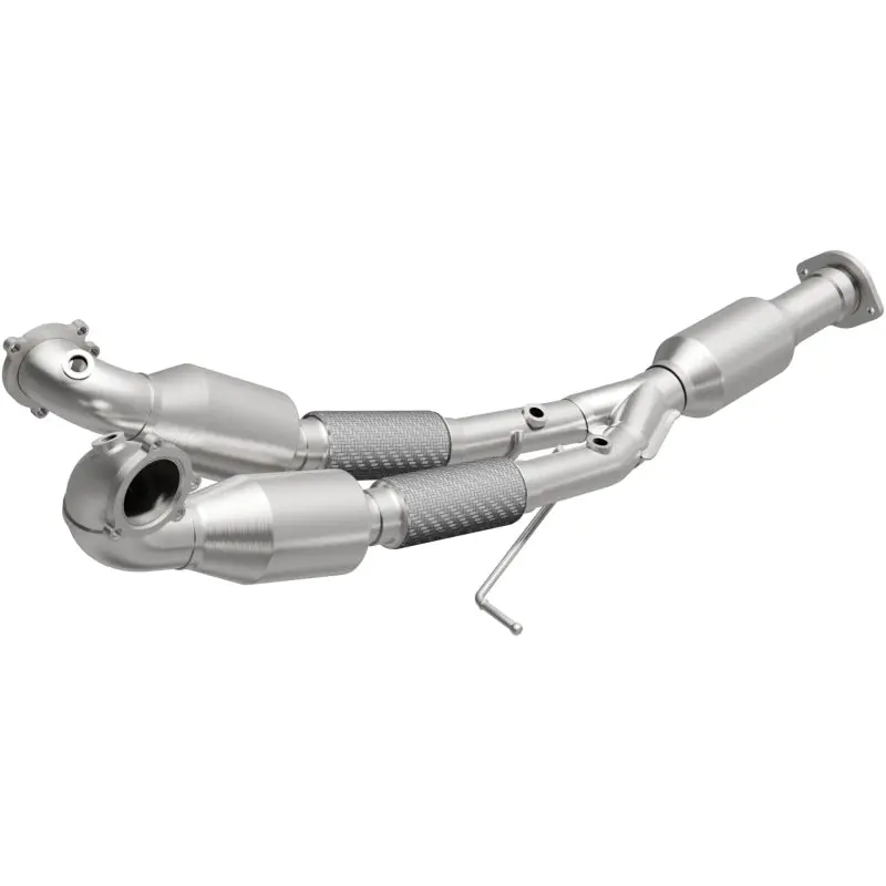 Magnaflow 02-05 S80 2.9 L Underbody Direct Fit Converter 1