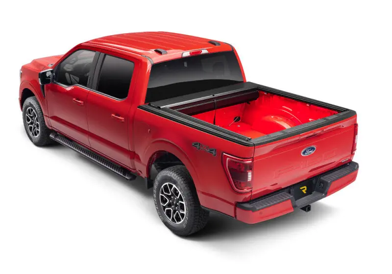 Roll-N-Lock M-Series Xt Retractable Tonneau Cover For 2021–2023 Isuzu D-Max Crew/Double Cab (4'10" Bed) 1